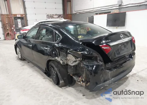 2018 Nissan Altima 2.5 S из США, поврежденный, VIN 1N4AL3AP7JC114480